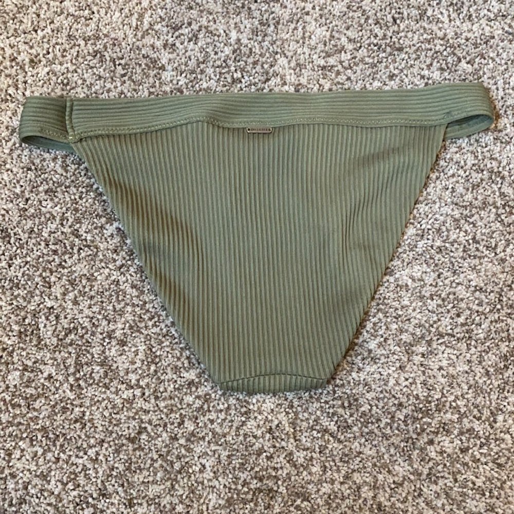 Hollister Swimsuit Bottom - Picture 4 of 5
